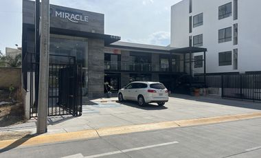 LOCALES COMERCIALES EN RENTA EN PLAZA METROPOLITANA