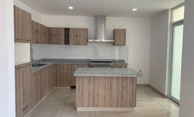 Casa en venta en San Telmo Country Golf  (Sur)