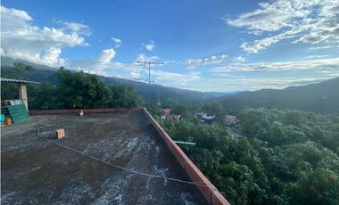 Finca de 1261 mts2 en Tena Cundinamarca, zona turística.