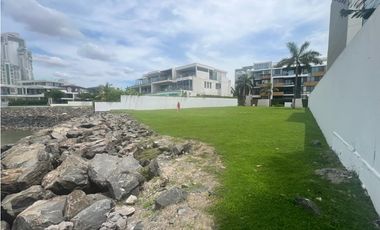 TERRENO EN OCEAN REEF cv
