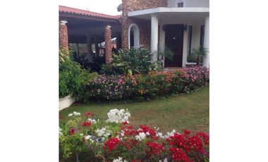 VENTA CASA EN ALTOS DEL MARA MONTAÑA