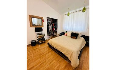 VENTA CASA CON EN CLAYTON BALBOA ANCON 3rec CV
