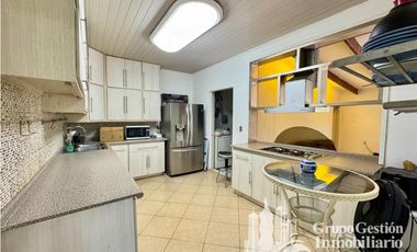 VENTA CASA CON EN CLAYTON BALBOA ANCON 3rec CV
