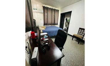 VENTA CASA CON EN CLAYTON BALBOA ANCON 3rec CV