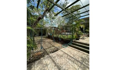 VENTA CASA CON EN CLAYTON BALBOA ANCON 3rec CV