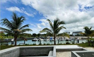 Se vende casa en Buenaventura - Rio Hato Panamá.