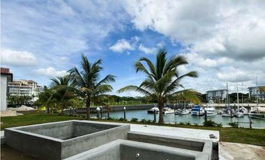 Se vende casa en Buenaventura - Rio Hato Panamá.