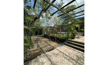 BALBOA / ANCON / 495 M2 / 5 HABITACION / TERRAZA / BODEGA / 4 PARKING
