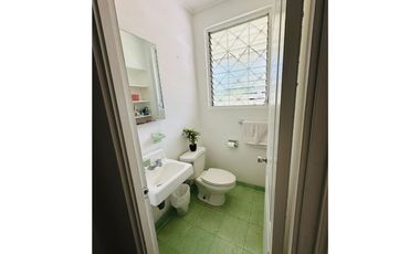 BALBOA / ANCON / 495 M2 / 5 HABITACION / TERRAZA / BODEGA / 4 PARKING