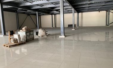 ALQUILER LOCAL  24 DICIEMBRE 1,712 M2 PLAZA LA ONDA Y EL FUERTE KAF