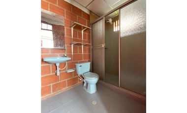 VENTA CASA EN CONJUNTO RESIDENCIAL RANCHO CHICO ANDALUCA VALLE.