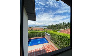 VENTA CASA EN CONJUNTO RESIDENCIAL RANCHO CHICO ANDALUCA VALLE.