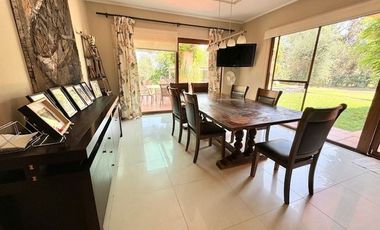 Casa en Venta en COLEGIO SAN ANSELMO
