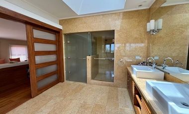 Casa en Venta en COLEGIO SAN ANSELMO