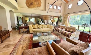 Casa en Venta en COLEGIO SAN ANSELMO