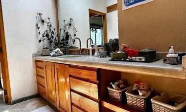 SANTA FE EN PRIVADA CASA AMUEBLADA CON JARDÍN EN VENTA
