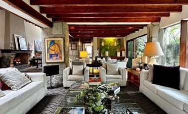 SANTA FE EN PRIVADA CASA AMUEBLADA CON JARDÍN EN VENTA