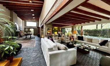 SANTA FE EN PRIVADA CASA AMUEBLADA CON JARDÍN EN VENTA