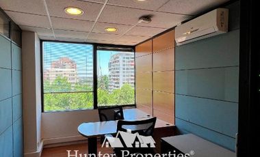 Oficina en Arriendo en Metro El Golf