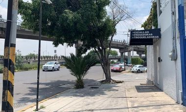 Bodega Comercial y Industrial 3000m2 en Tlalnepantla