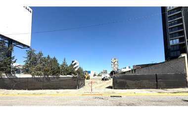 Renta de Bodega comercial en Avda. Del Castillo - Lomas de Angelópolis