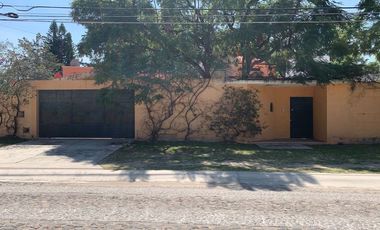 CASA EN VENTA UNA SOLO PLANTA JURICA QUERETARO