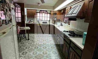 CASA EN VENTA LOMAS DEL VALLE