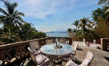 CASA EN VENTA EN FRACC PRIVADO CON PLAYA Y CANCHAS DE TENIS