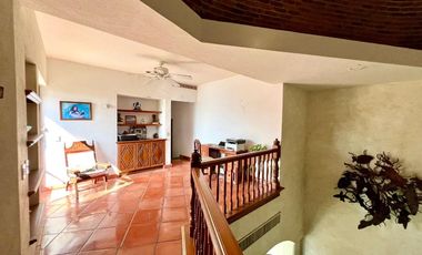 CASA EN VENTA EN FRACC PRIVADO CON PLAYA Y CANCHAS DE TENIS