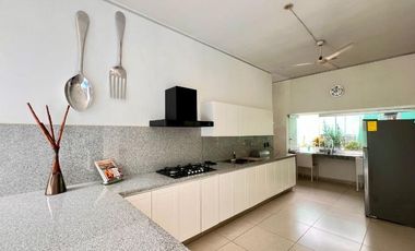 Real del Contry Manzanillo, casa amplia con alberca privada