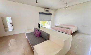 Real del Contry Manzanillo, casa amplia con alberca privada