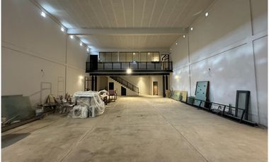 SE VENDE BODEGA EN CANCUN EN EL PEDREGAL