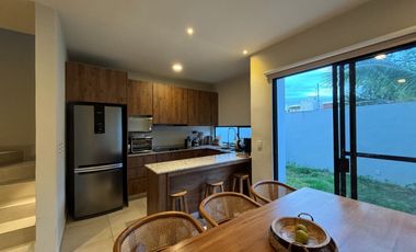 casa en renta en playa del carmen selvanova con seguridad y amenidades