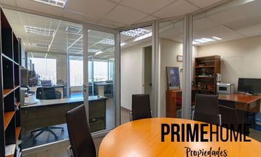 Amplia oficina con insuperable vista en pleno Providencia