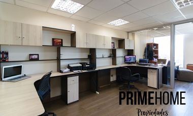 Amplia oficina con insuperable vista en pleno Providencia