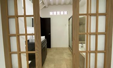 CASA EN VENTA EN NEPAL/CHINCHINA