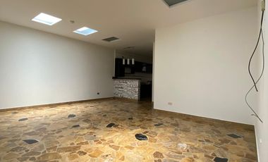 CASA EN VENTA EN NEPAL/CHINCHINA