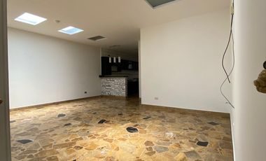 CASA EN VENTA EN NEPAL/CHINCHINA