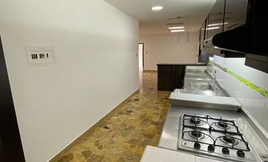 CASA EN VENTA EN NEPAL/CHINCHINA