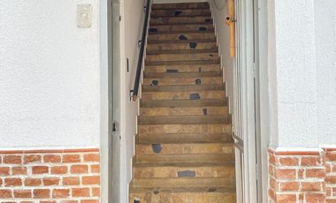 CASA EN VENTA EN NEPAL/CHINCHINA