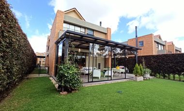 Exclusiva casa en arriendo en Hacienda Fontanar