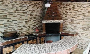 CASA EN ENTA EN COL.  AVÍCOLA