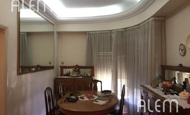 Chalet en venta en Lomas de Zamora | APTO VARIOS DESTINOS