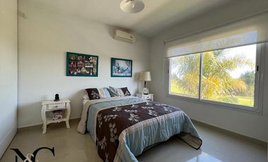 Casa en Venta en San Isidro Labrador al golf