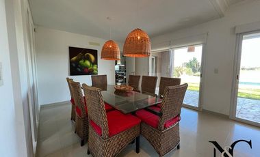 Casa en Venta en San Isidro Labrador al golf