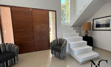 Casa en Venta en San Isidro Labrador al golf