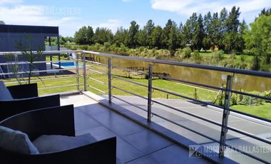 Casa en venta/alquiler al río en San Benito!