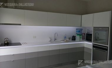 Casa en venta/alquiler al río en San Benito!