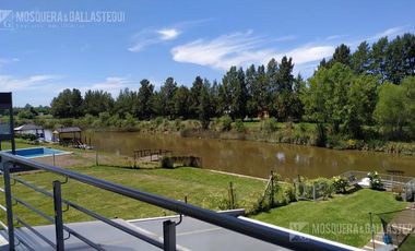 Casa en venta/alquiler al río en San Benito!