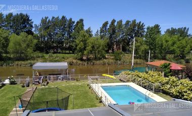 Casa en venta/alquiler al río en San Benito!